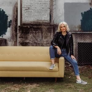 Meet your Posher, Kay